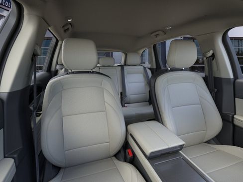 New 2026 Lincoln Nautilus Premier AWD/4WD image 10