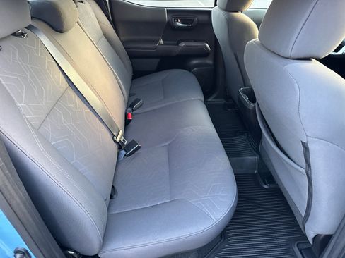 Certified 2019 Toyota Tacoma TRD Sport image 19