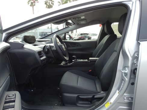 New 2026 Toyota Prius LE FWD image 10
