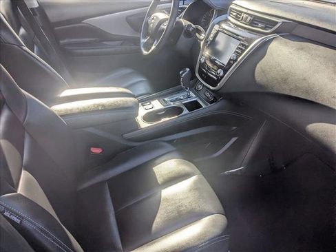 Used 2023 Nissan Murano SV image 19