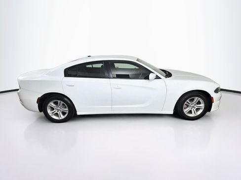 Used 2022 Dodge Charger SXT RWD image 10