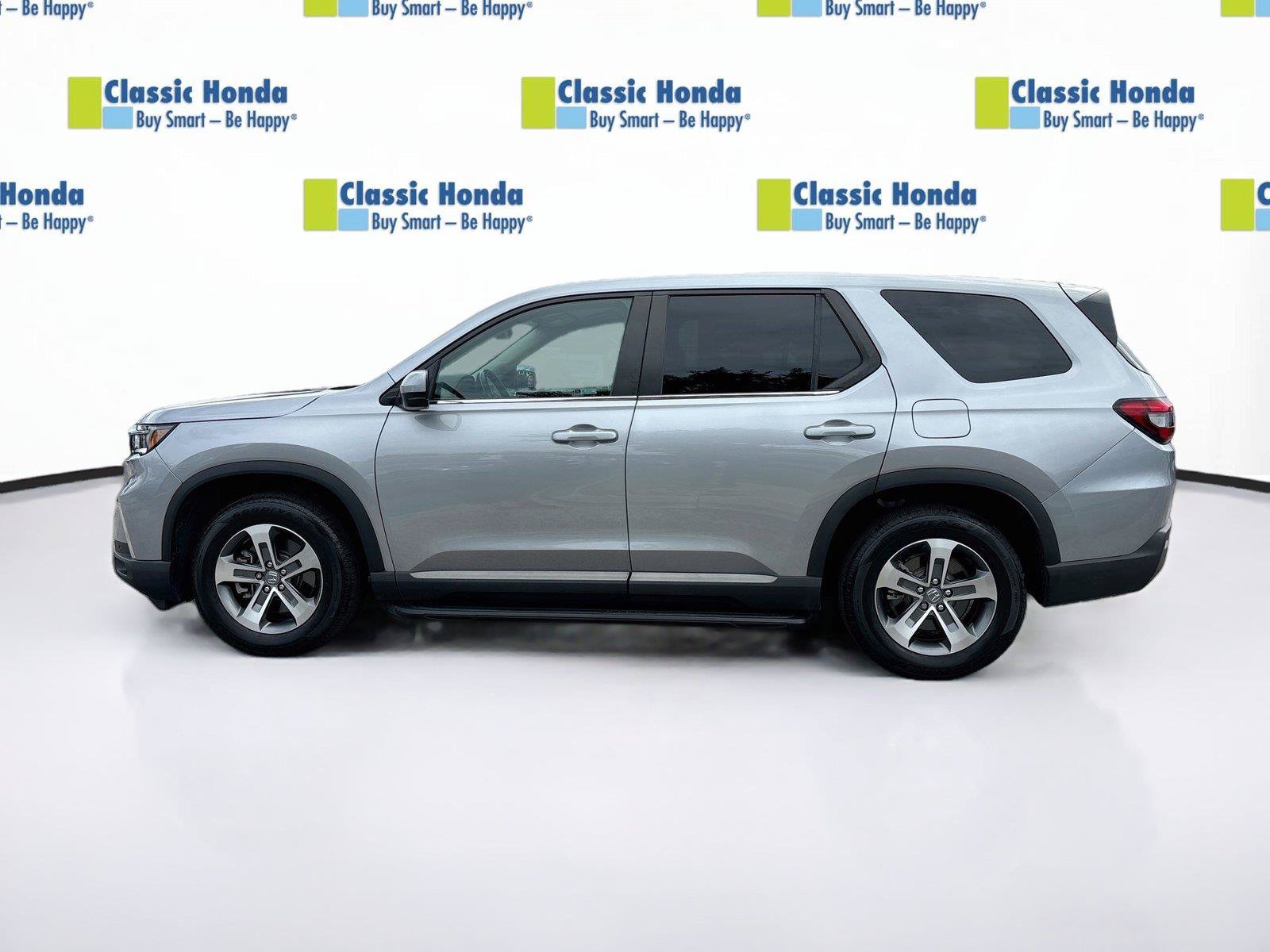 Certified 2025 Honda Pilot EX-L image 4