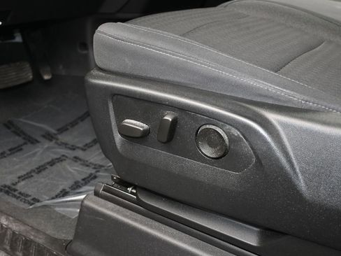 Used 2022 Chevrolet Silverado 1500 Custom Trail Boss image 12