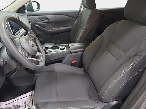 Used 2024 Nissan Rogue S AWD/4WD image 13