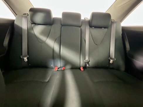 Used 2010 Toyota Camry SE FWD image 33