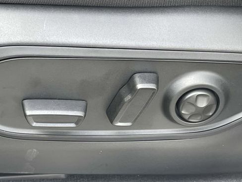 New 2025 Jeep Grand Cherokee L Laredo image 14