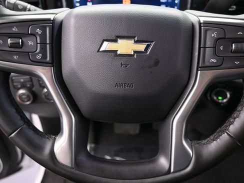 Used 2025 Chevrolet Silverado 2500 LT w/ Convenience Package AWD/4WD image 32