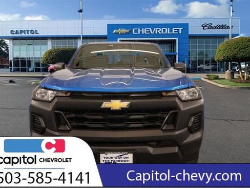 Used 2024 Chevrolet Colorado W/T w/ WT Convenience Package RWD image 8