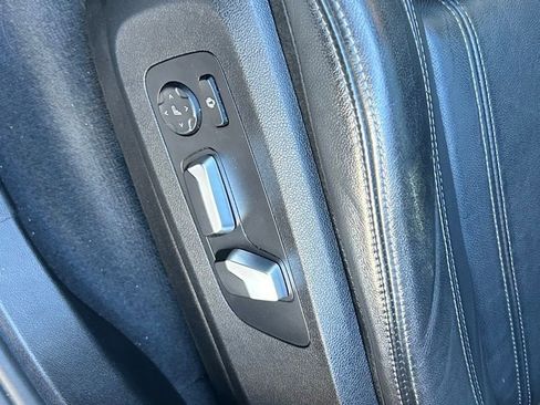 Used 2022 BMW X5 sDrive40i w/ M Sport Package image 25