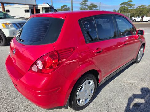 Used 2011 Nissan Versa 1.8 S w/ Plus Pkg image 4