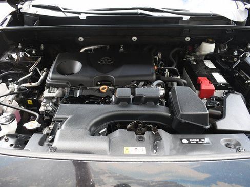 Used 2023 Toyota RAV4 XLE AWD/4WD image 29