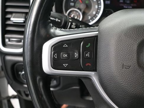 Used 2022 RAM 1500 Big Horn AWD/4WD image 32