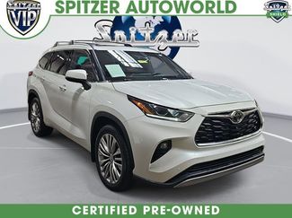 Used 2022 Toyota Highlander Platinum video 1