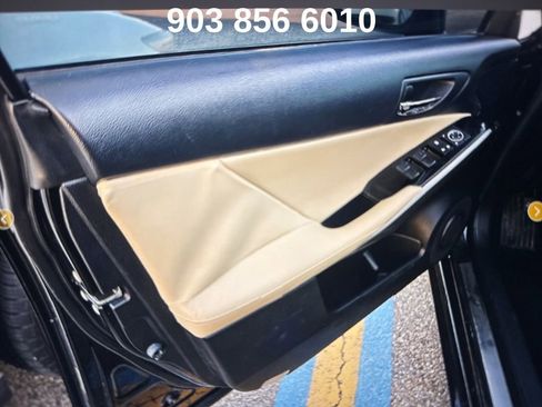 Used 2015 Lexus IS 350 w/ Navigation System Package image 9