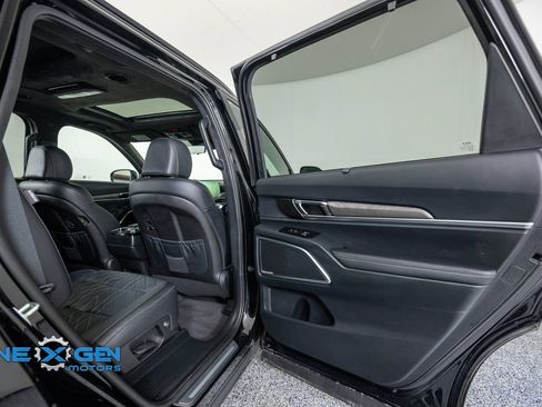 Used 2025 Kia Telluride SX Prestige X-Line AWD/4WD image 36