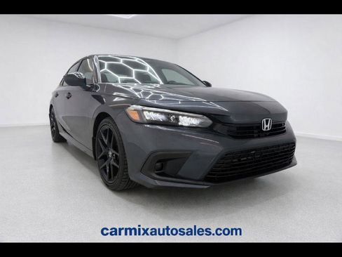 Used 2024 Honda Civic Sport image 1