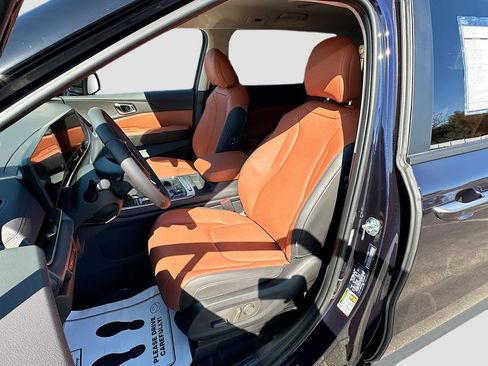 New 2026 Kia Carnival EX image 21