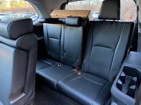 New 2026 Toyota Grand Highlander XLE image 23