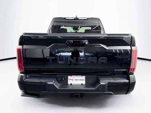 Used 2025 Toyota Tundra Limited AWD/4WD image 12