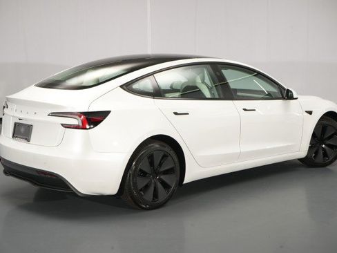 Used 2026 Tesla Model 3 RWD image 11