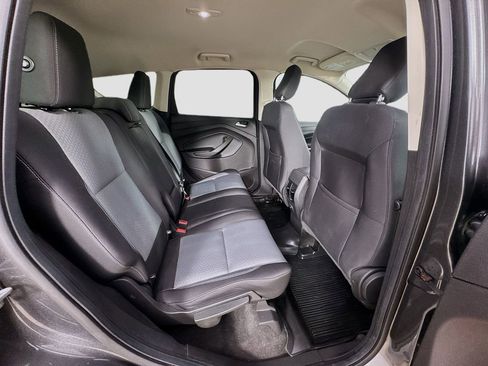 Used 2019 Ford Escape SE image 33