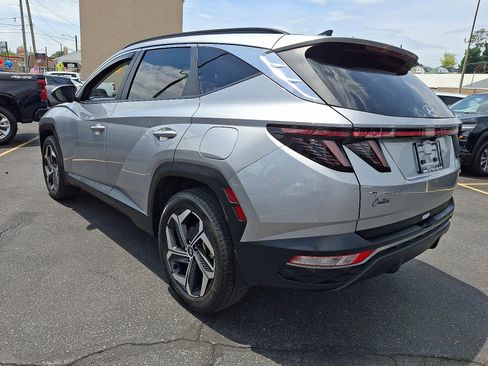 Used 2023 Hyundai Tucson SEL w/ Convenience Package AWD/4WD image 3