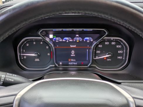 Used 2021 GMC Yukon XL Denali w/ Denali Premium Package image 30