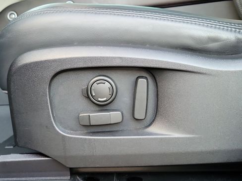 Used 2020 Land Rover Defender 110 HSE image 26