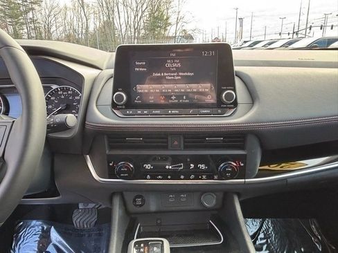 Used 2025 Nissan Rogue SV w/ Rock Creek Premium Package image 13