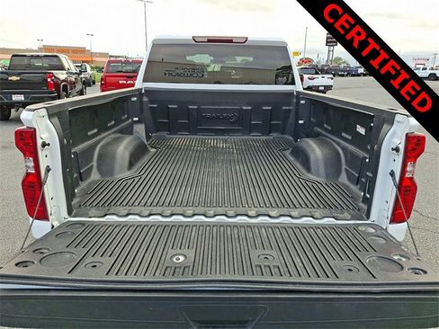 Used 2024 Chevrolet Silverado 2500 LT image 28
