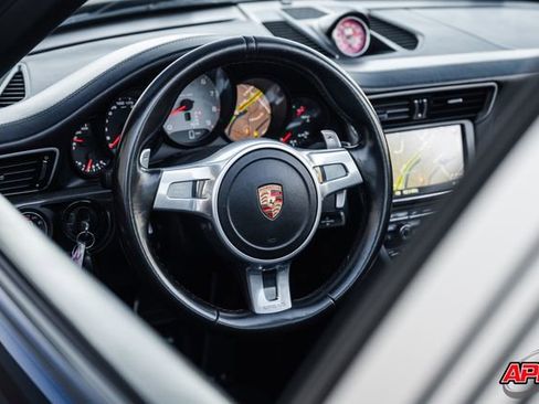 Used 2016 Porsche 911 Targa 4S image 6