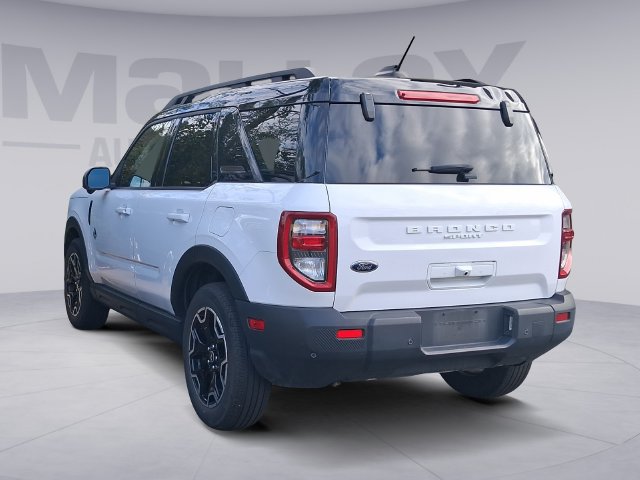 Used 2025 Ford Bronco Sport Outer Banks w/ Outer Banks Tech Package+ AWD/4WD image 2