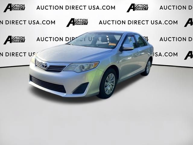 Used 2012 Toyota Camry FWD image 2