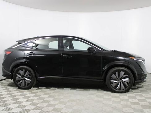 Used 2024 Nissan Ariya FWD image 16