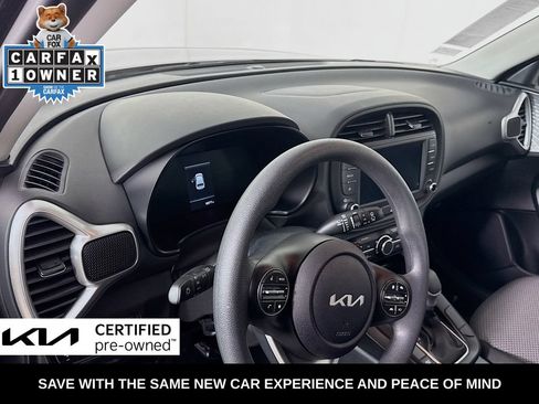 Certified 2025 Kia Soul LX w/ LX Technology Package FWD image 10