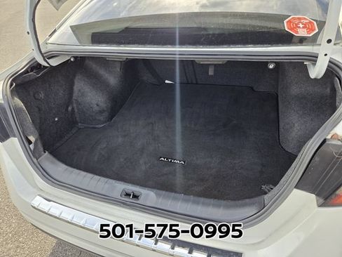 Used 2021 Nissan Altima 2.5 SR w/ SR Premium Package FWD image 15