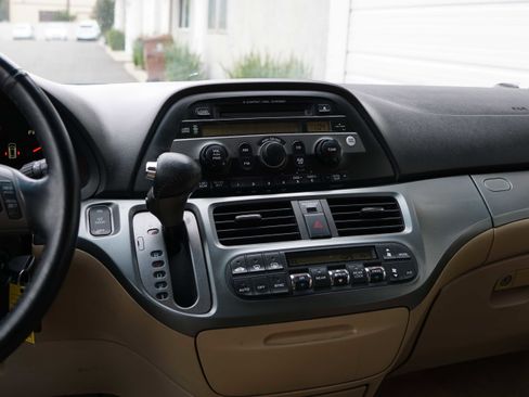 Used 2006 Honda Odyssey EX-L image 37