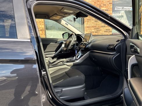 Used 2023 Mitsubishi Eclipse Cross LE AWD/4WD image 13