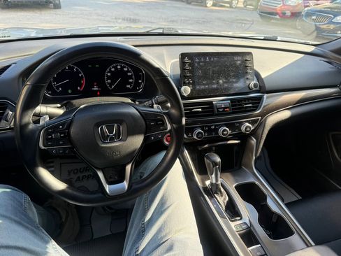 Used 2018 Honda Accord Sport image 22