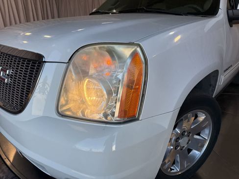 Used 2012 GMC Yukon XL SLT image 9