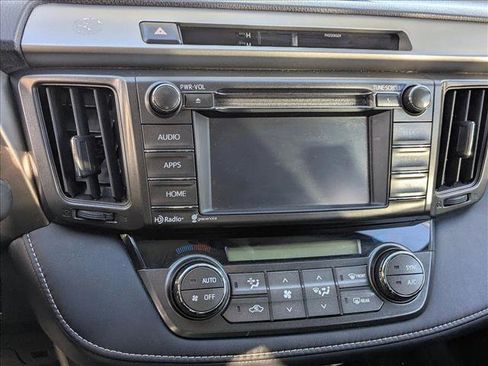 Used 2015 Toyota RAV4 XLE image 11