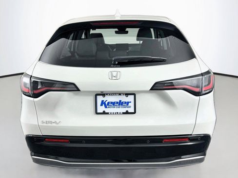 Used 2023 Honda HR-V EX-L image 5