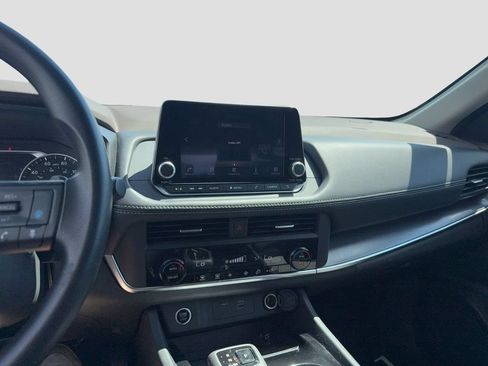 Used 2023 Nissan Rogue SV AWD/4WD image 19