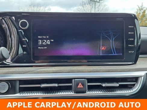 Used 2023 Kia K5 EX image 16