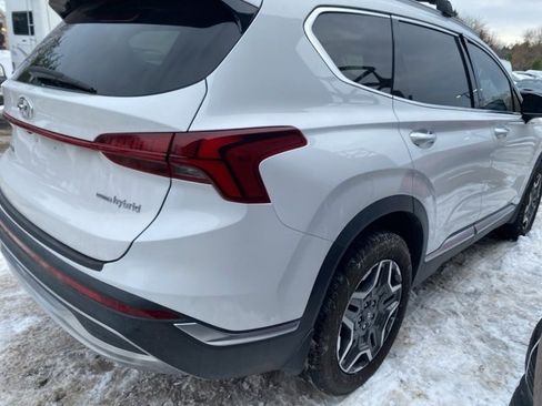 Used 2022 Hyundai Santa Fe SEL Premium image 3