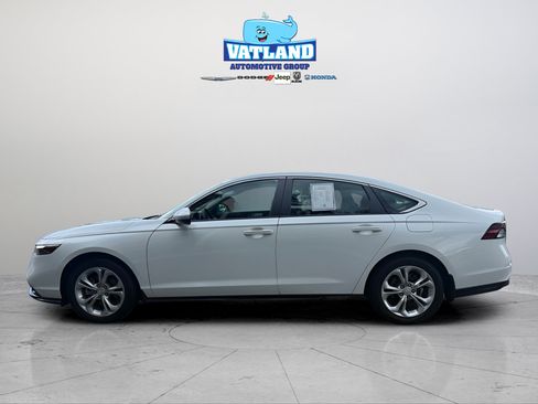 Certified 2023 Honda Accord LX image 2