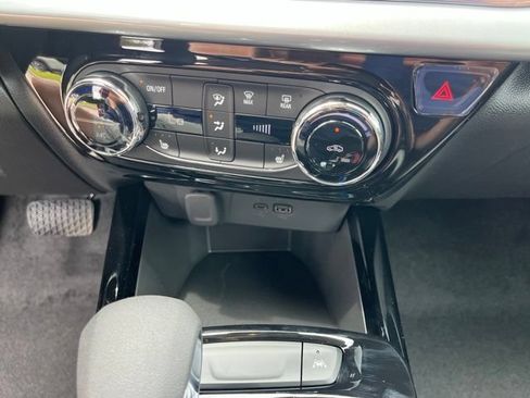 New 2026 Chevrolet Trax LT w/ Driver Confidence Package FWD image 26