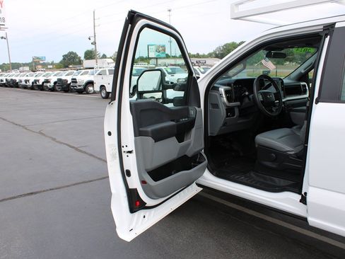Used 2024 Ford F250 XL w/ XL Chrome Package RWD image 25