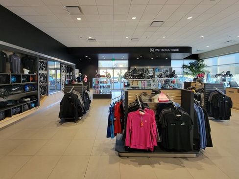 Used 2023 Mercedes-Benz EQE 500 4MATIC SUV image 8