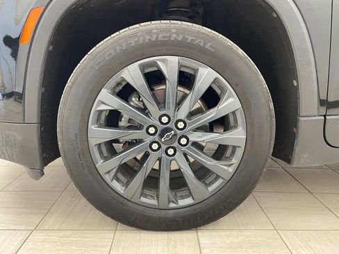 Used 2023 Chevrolet Traverse RS AWD/4WD image 11